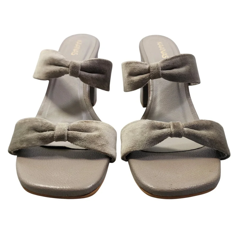 KAANAS Womens Gramercy Velvet Bow Heel Size 9 Taupe Gray‎ Girlhoodcore Flirty